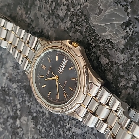 Men's Regency Quartz Watch - Picture 7 of 11